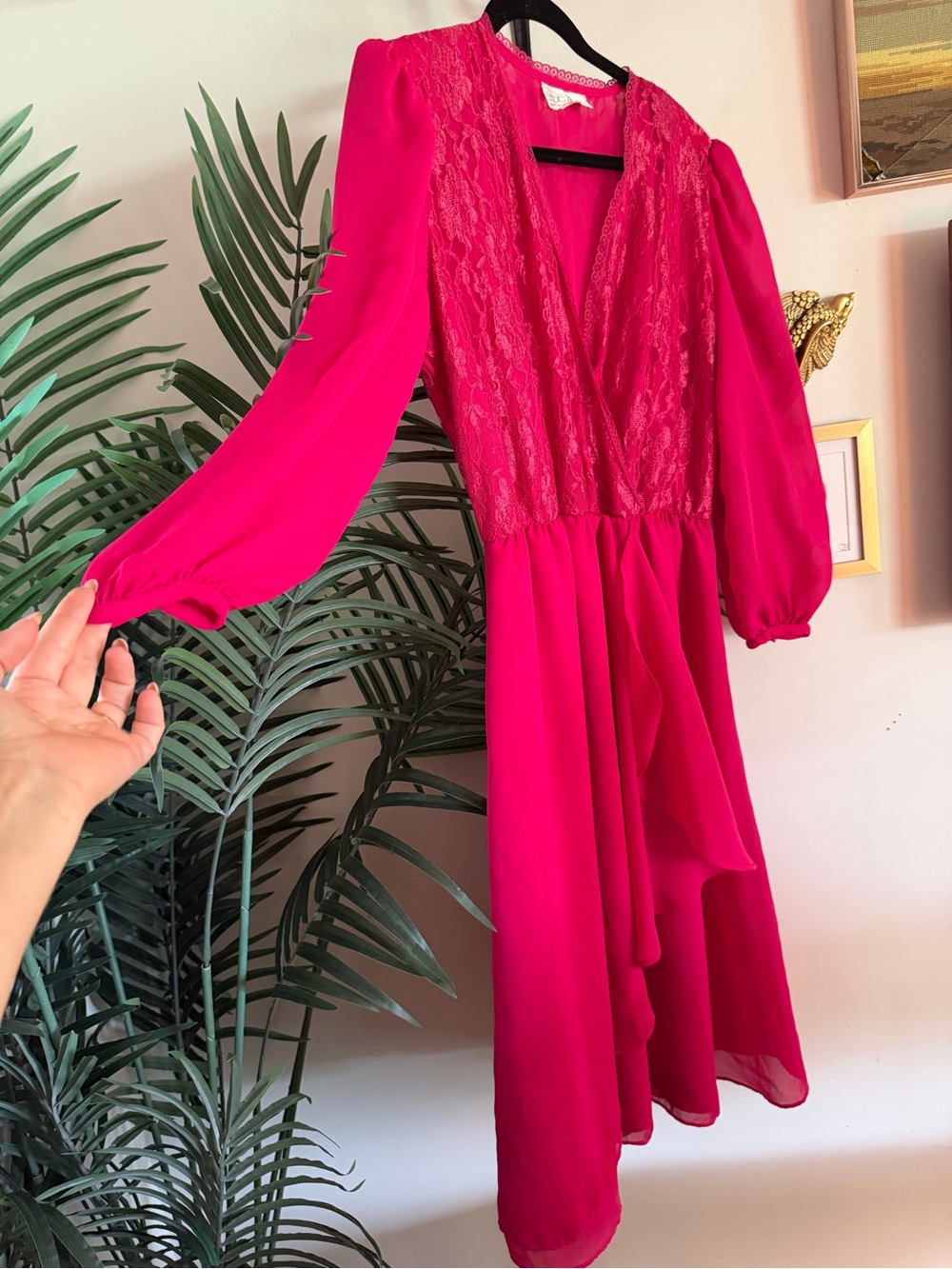 Vintage Vibrant Lesle Belle Pink Lace-Detail Women's Midi Dress